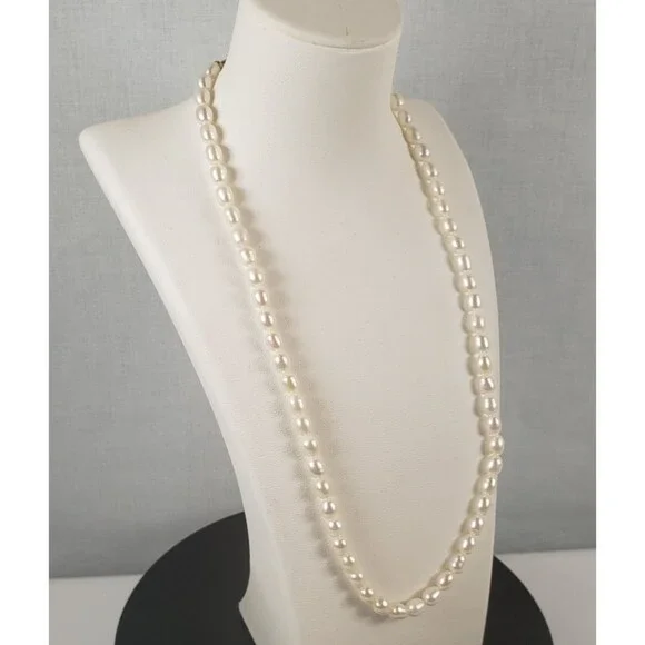 Winterthur Child's Freshwater Pearl Necklace 14k Gold Clasp Women's Pearl Choker